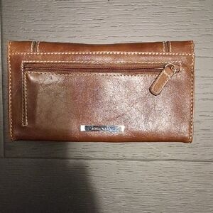 Nine West Tan Brown Leather Zip-Around Wallet